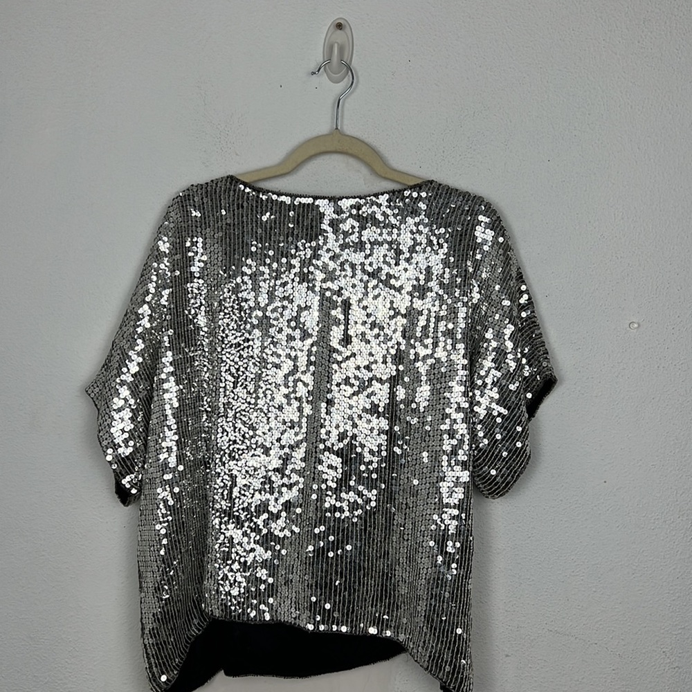 LLB SEQUIN silver 100% silk top - Picture 4 of 5